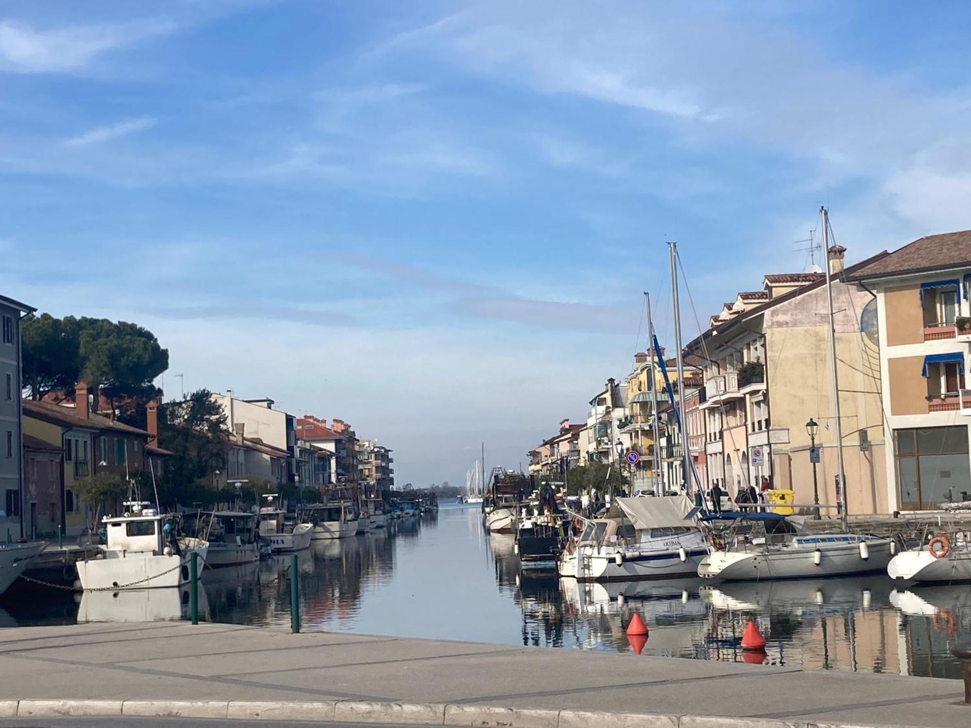 Nel Cuore Di Grado Apartment Exterior foto